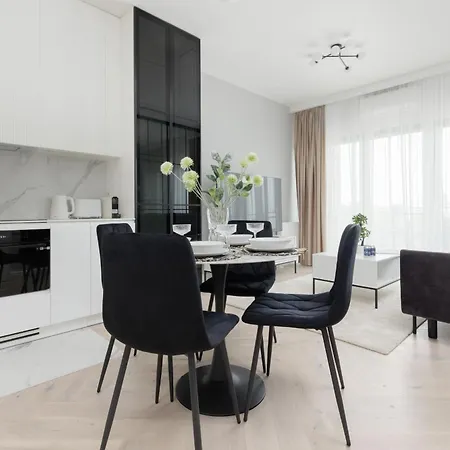 Art Deco Mokotow With Parking & Gym By Renters Prestige Apartment *